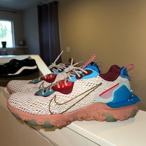 Nike over break mens size 12